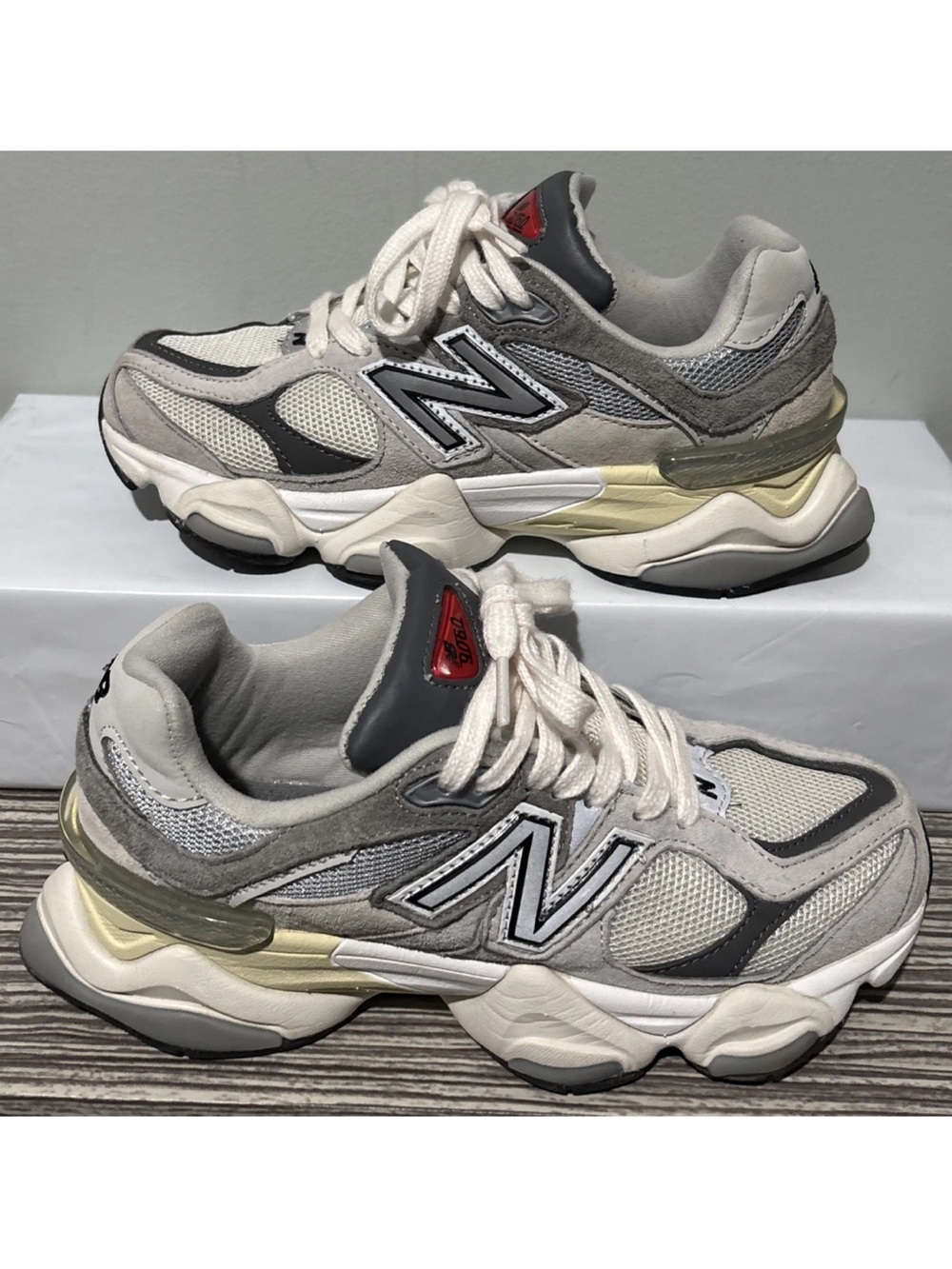 New Balance U9060GY size 4